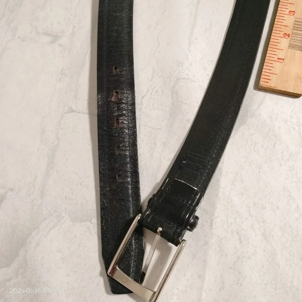 Dockers Sz 42 Men's Black Leather Belt Silver Belt Adjustable Classic Business
